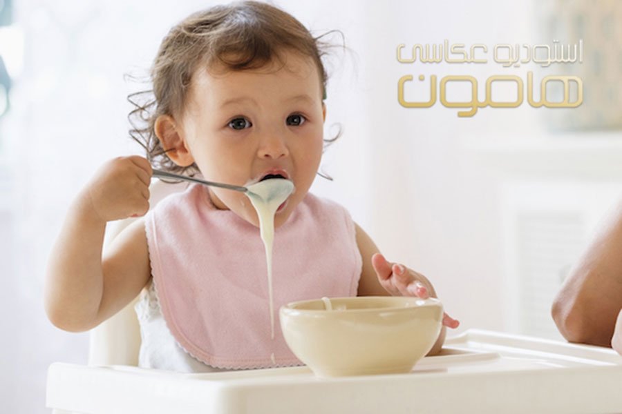 بهترین زمان برای غذای کمکی به کودک