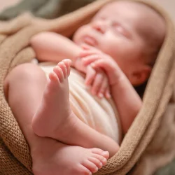 آتلیه نوزاد در نور آتلیه نوزاد در نور